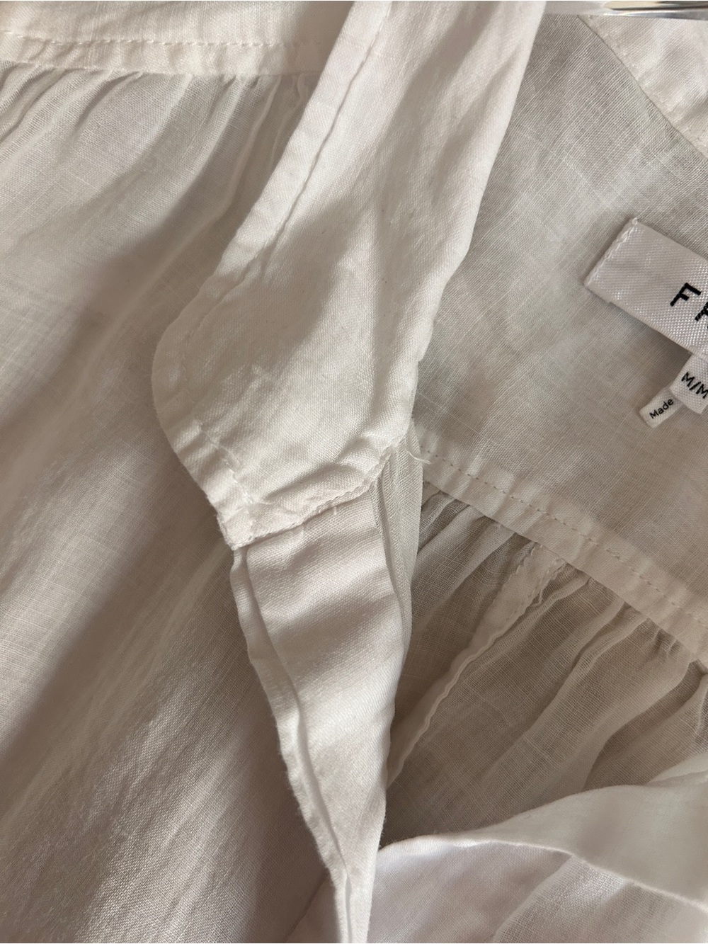 FRAME Gillian White Blouse Ruched Puff Sleeve Top Button Up Shirt Size Medium - Picture 12 of 15
